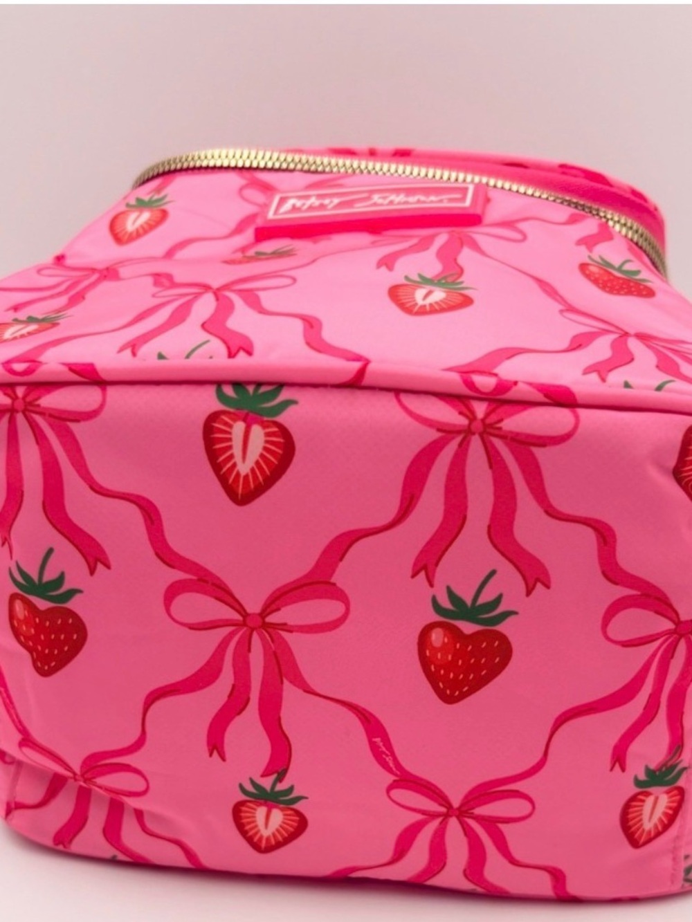 Betsey Johnson Strawberry and Bows cube lunch tote!! - Picture 4 of 5